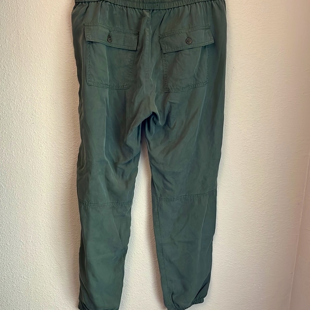 Gap size M green pants - Picture 6 of 6